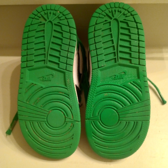 Jordan Retro High OG (Nike) Lucky Green Unisex Toddler Shoes - Picture 9 of 11